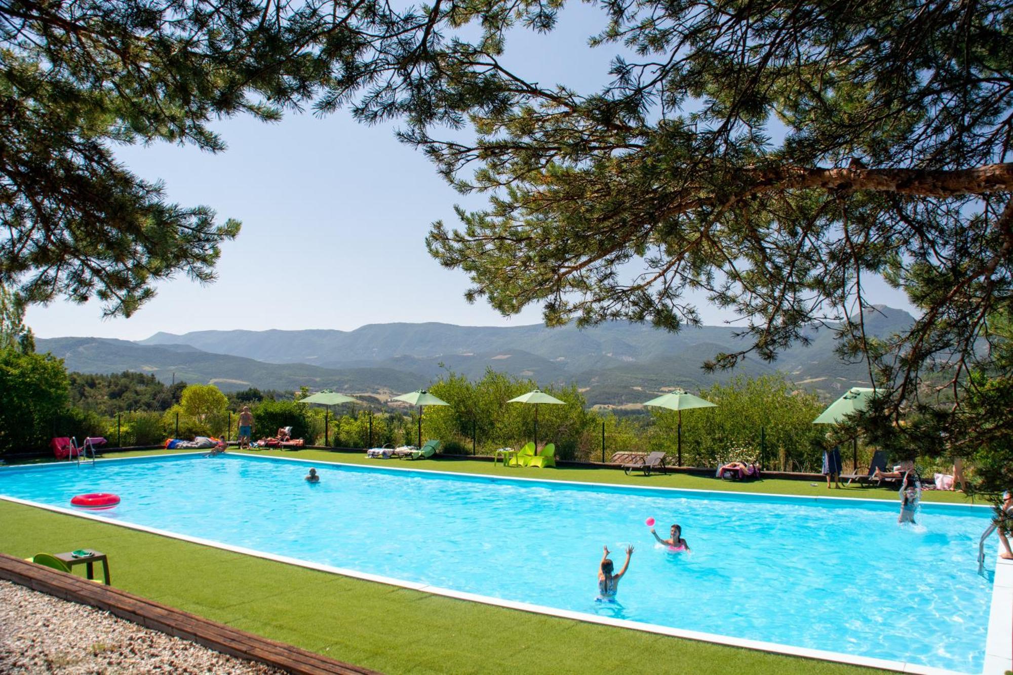 Camping Les Hauts De Rosans Luaran gambar